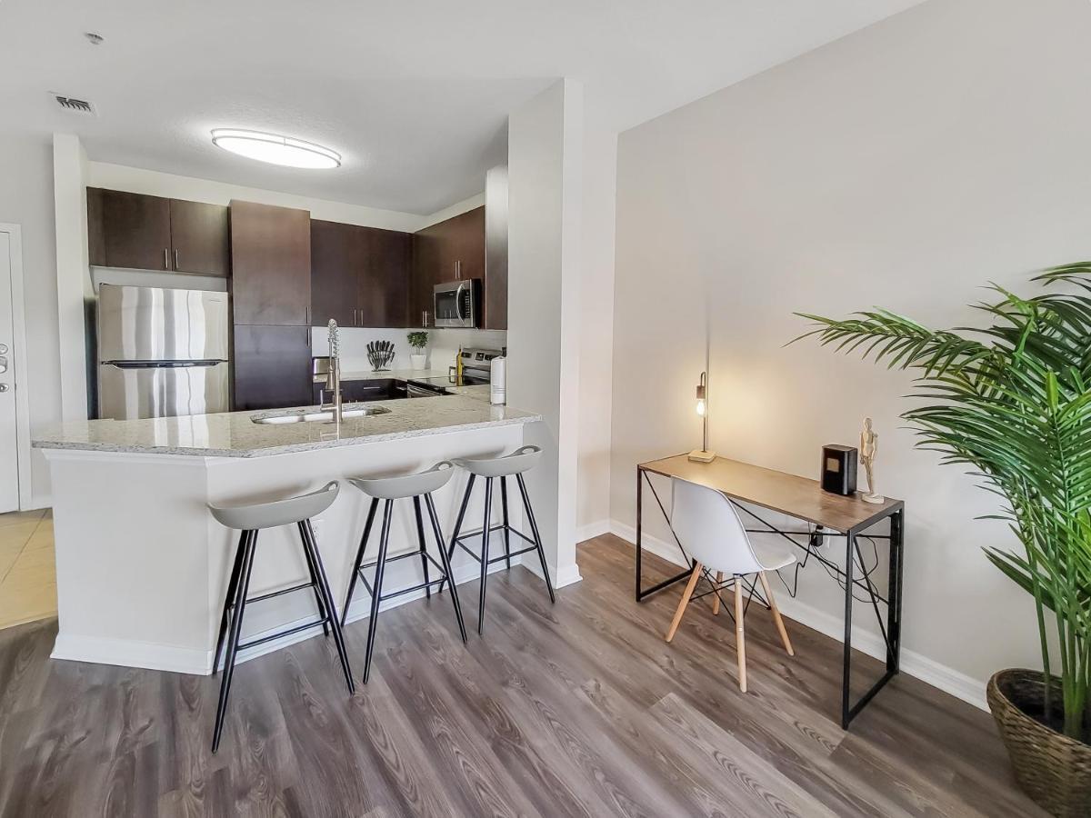 Getaway Apartment Near Beaches And Airport แทมปา ภายนอก รูปภาพ